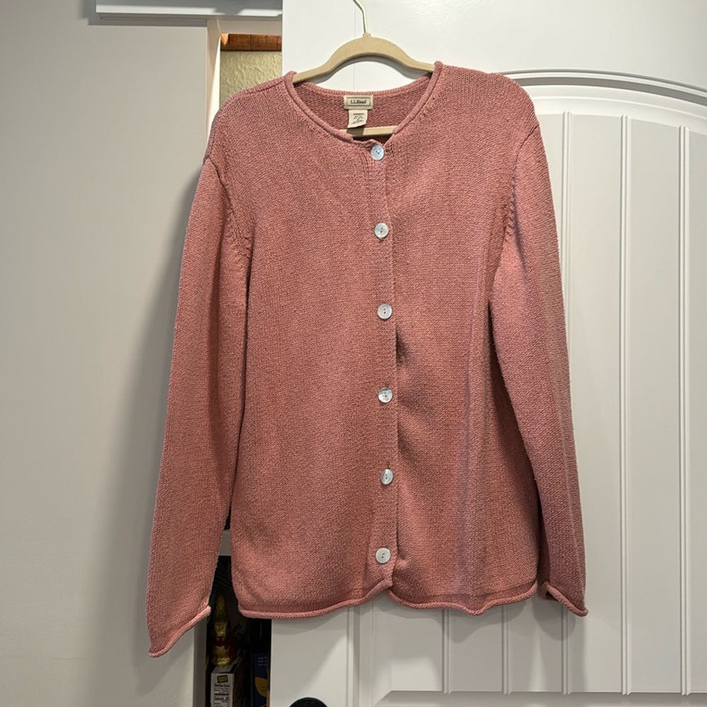 L.L. Bean pink mother of pearl like  button cardigan. Long sleeve. Size xlarge.
